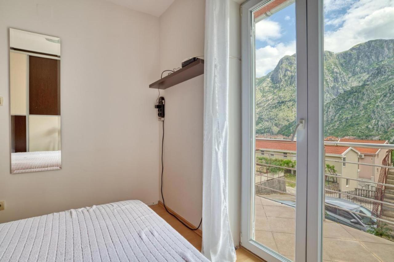 Villa Underhill Royal View à Kotor Extérieur photo
